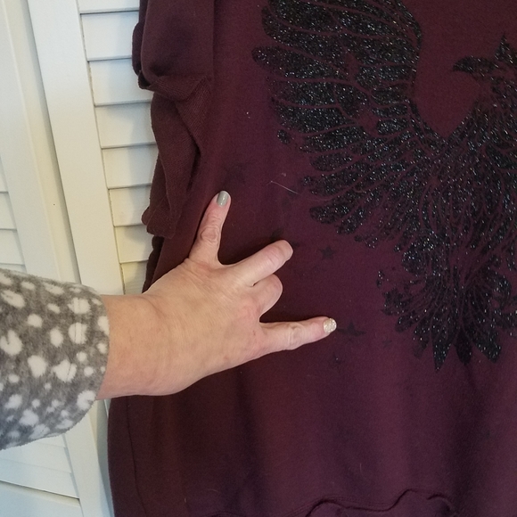 Top - Picture 2 of 4